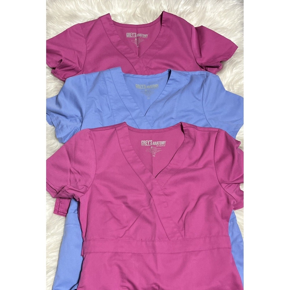 Bundle‎ of 3 Grey's Anatomy Scrub Top Size XS